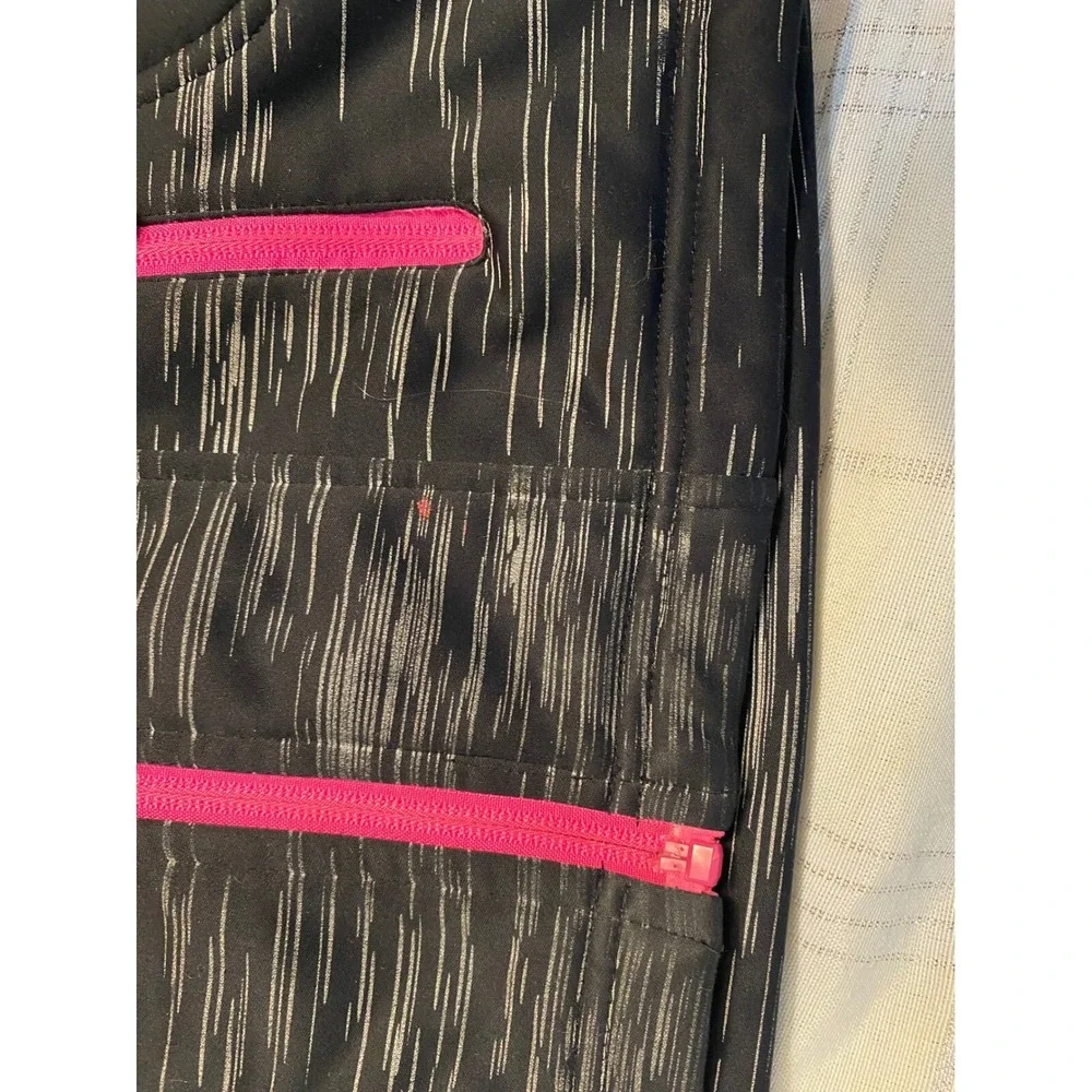 Reebok Girls 6/7 Full-Zip Active Jacket Hooded Black Pink Athletic Size Unknown‎